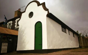 Old Fire Station - quaint and quirky little home